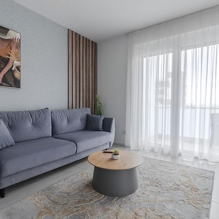 Appartement Rosewood Gold à Oradea Extérieur photo