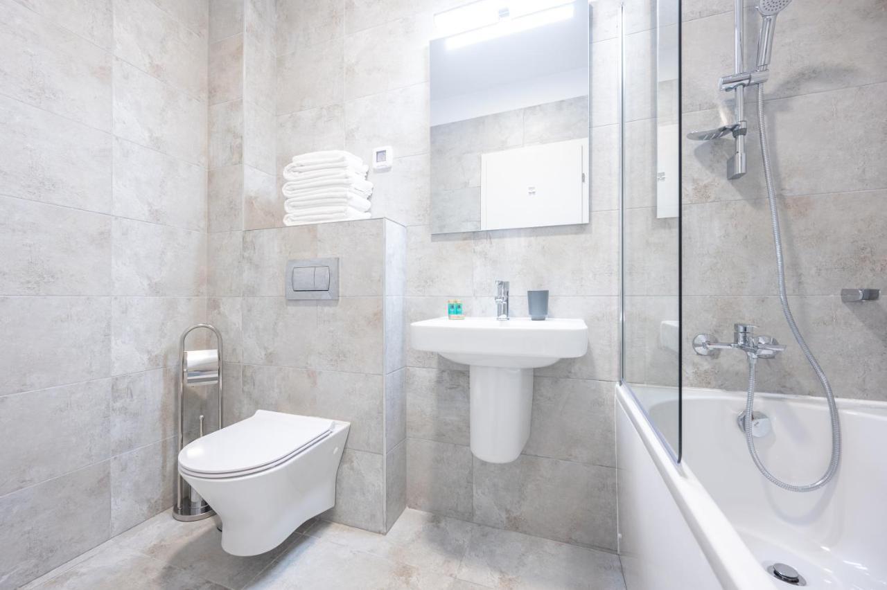 Appartement Rosewood Gold à Oradea Extérieur photo