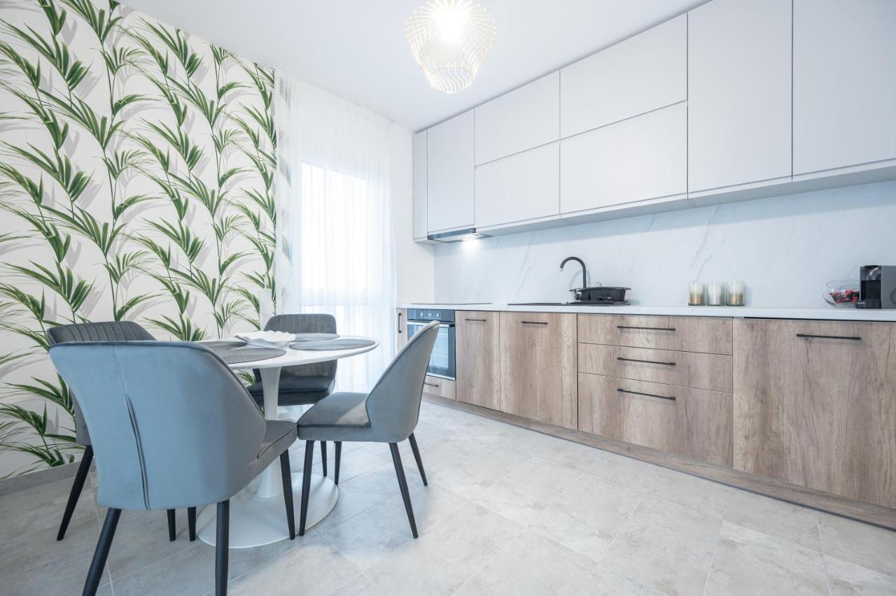 Appartement Rosewood Gold à Oradea Extérieur photo