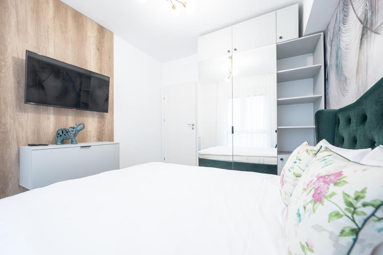 Appartement Rosewood Gold à Oradea Extérieur photo